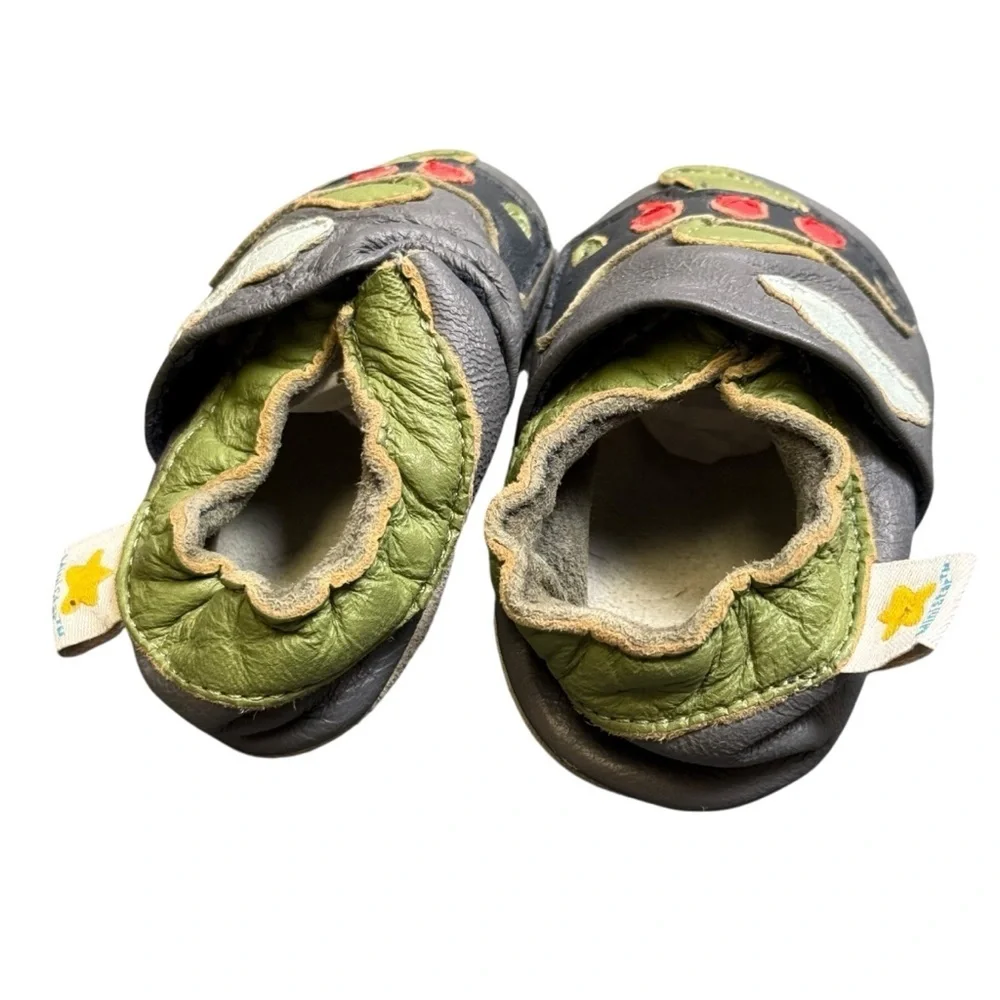 Baby Boy Girl Gray Green Leather Moccasin Shoes w/ Airplanes and Clouds 0-6 Mo